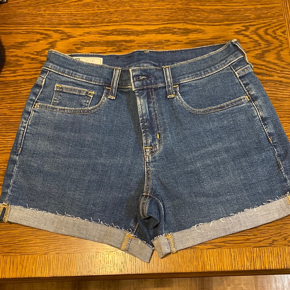 NEW! GAP jean shorts